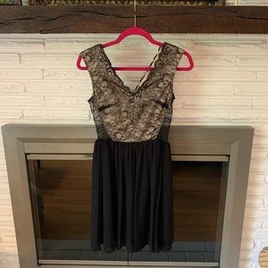 Minuet Black and Beige Lace Dress 🌑